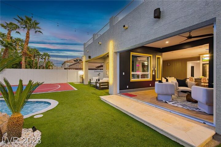 Property Photo: 9498 Malasana Court NV 89147