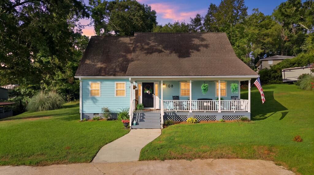 Property Photo: 108 Lakeshore Dr. SC 29649