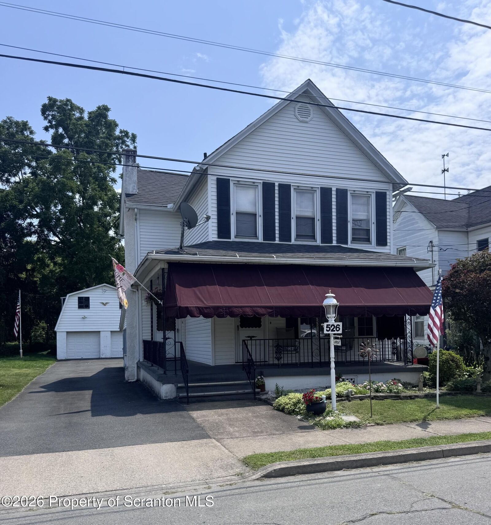 Property Photo:  526 River Street  PA 18519 