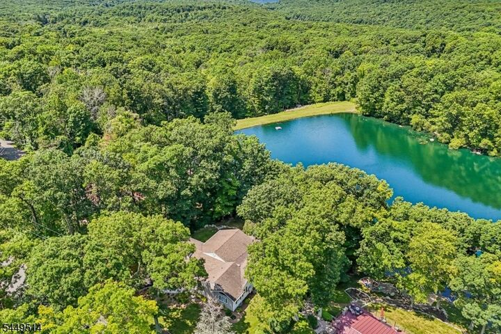Property Photo: 3 Beech Ct NJ 07460