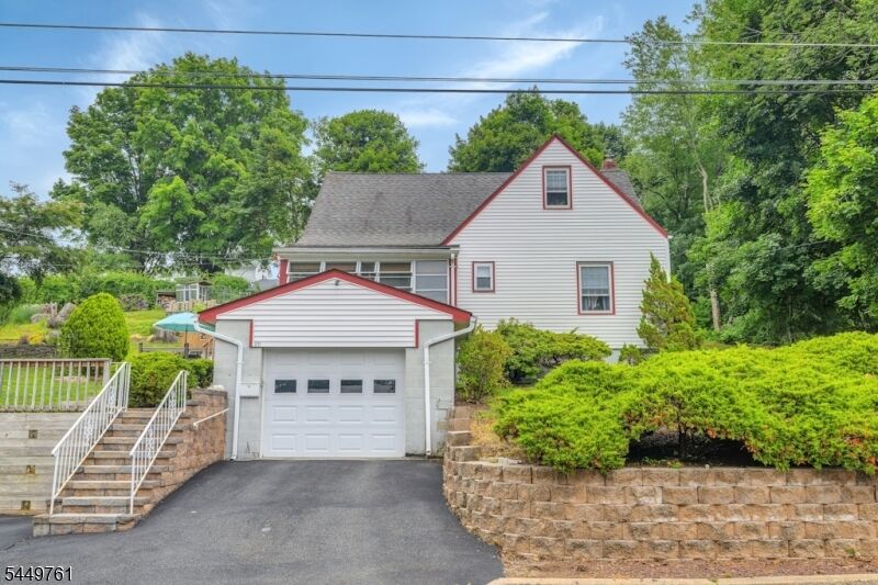 Property Photo:  20 Koclas Dr  NJ 07857 