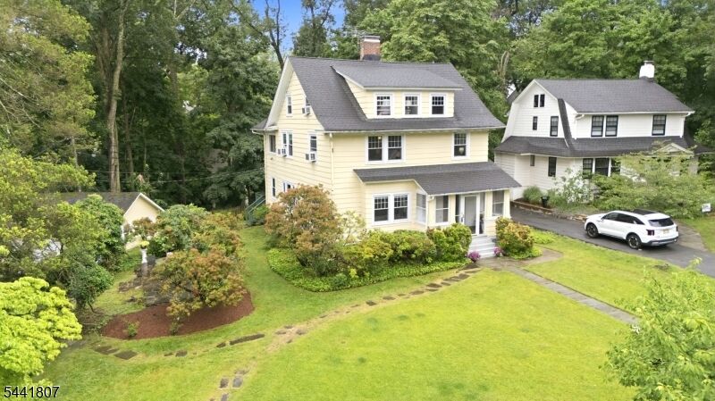 Property Photo:  35 Glenside Rd  NJ 07079 