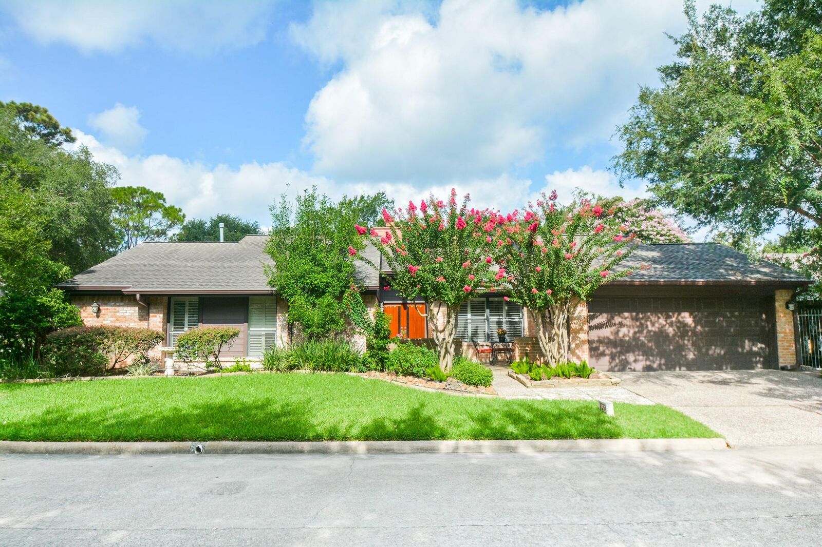 Property Photo: 12800 Briar Forest Drive 152 TX 77077