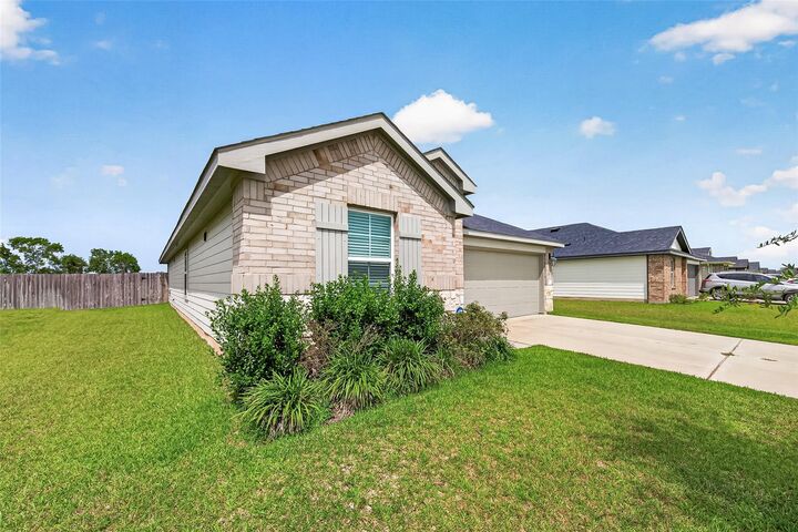 Property Photo:  1143 Buffalograss Trail  TX 77474 