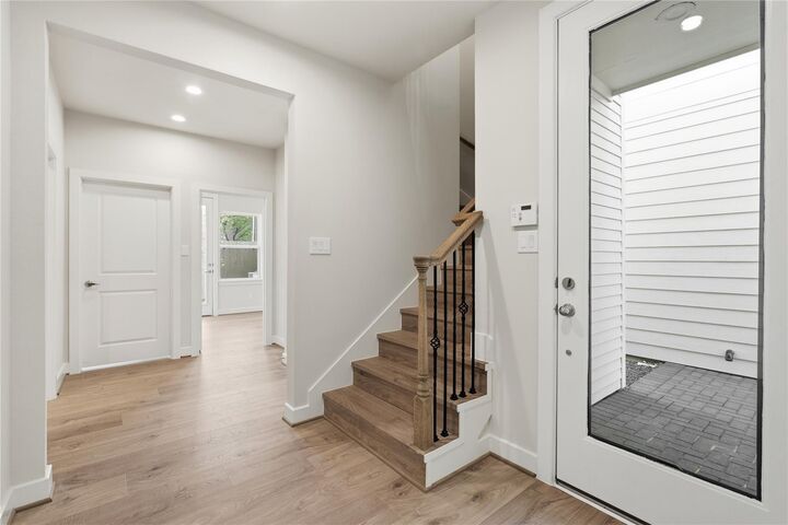 Property Photo:  3905 Willowbend Point Drive  TX 77025 