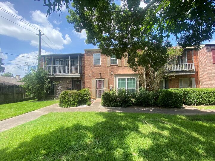 Property Photo:  7913 Grove Ridge Drive  TX 77061 