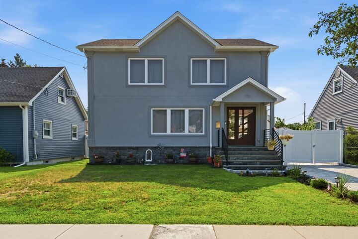 Property Photo:  170 Mount Pleasant Ave  NJ 07057 