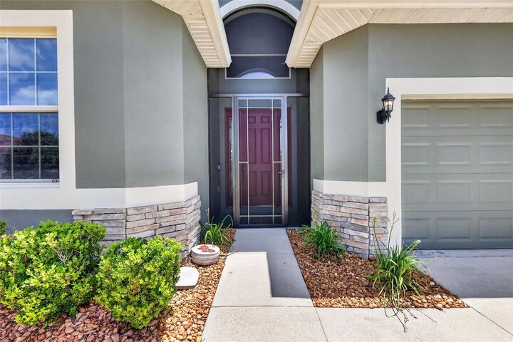 Property Photo:  8716 Bridgeport Bay Circle  FL 32757 