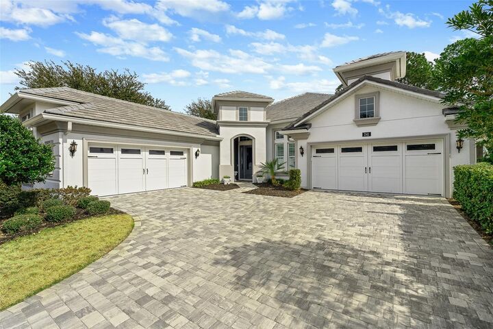 Property Photo: 241 Conservatory Drive FL 32137