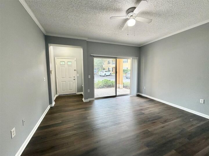 Property Photo: 413 Arbor Lakes Circle 413 FL 32771