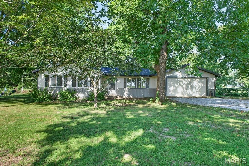 Property Photo: 16998 Kneedler Street MO 65536
