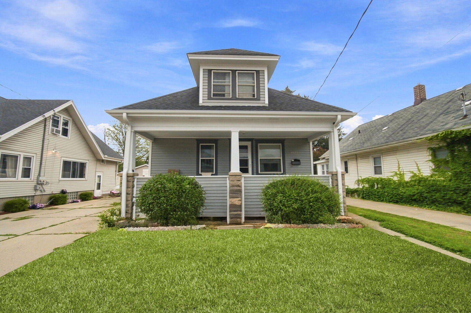 Property Photo: 4029 Sheridan Rd WI 53140