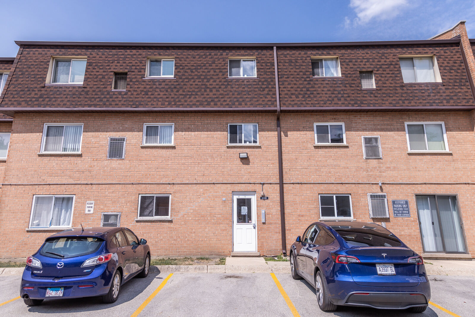 Property Photo:  9480 Bay Colony Drive 2N  IL 60016 