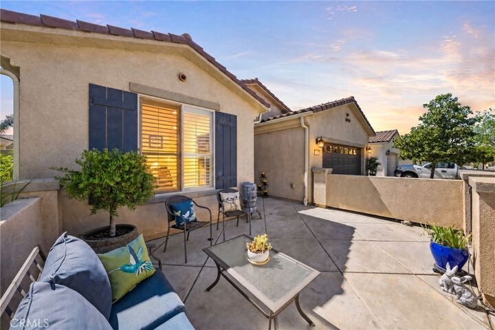 Property Photo:  1467 Via Rojas  CA 92545 