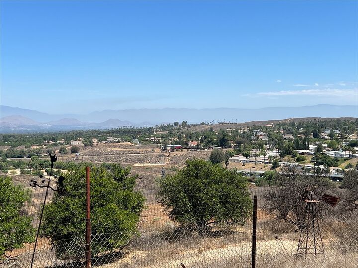 Property Photo:  16571 Mockingbird Canyon  CA 92504 