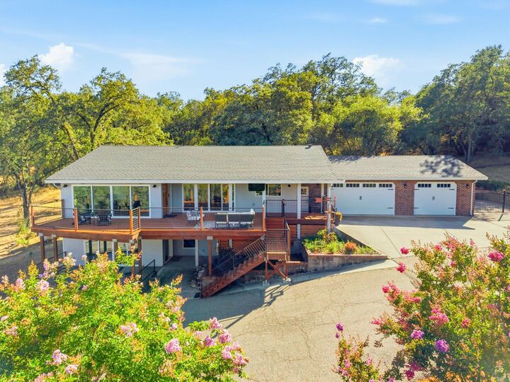 Property Photo: 2601 Deer Brush Lane CA 95682