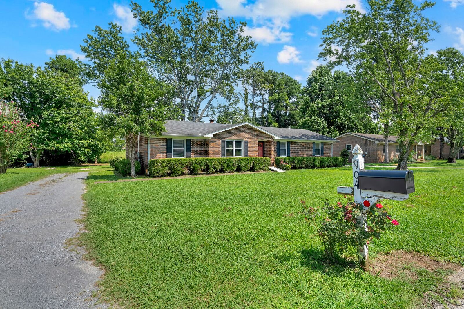 Property Photo:  904 Mead Dr  TN 37160 