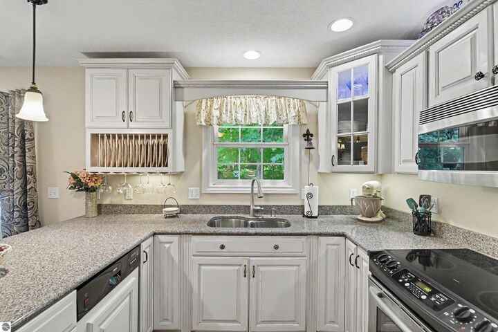 Property Photo:  1168 Birmley Estates Drive  MI 49696 
