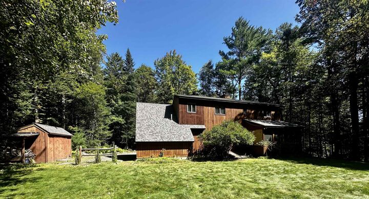 Property Photo:  15 Winding Wood Road  NH 03284 