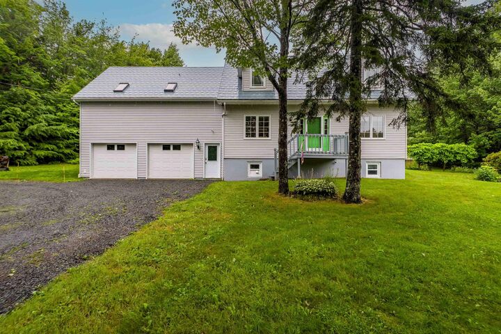 Property Photo: 32 Kipawa Crescent NS B4B 1N2