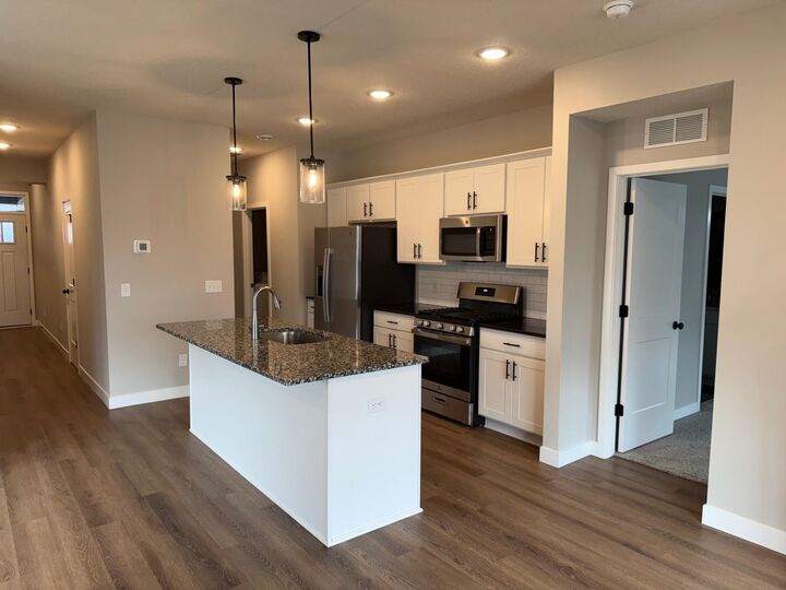 Property Photo:  10479 Robinwood Road  MN 55318 