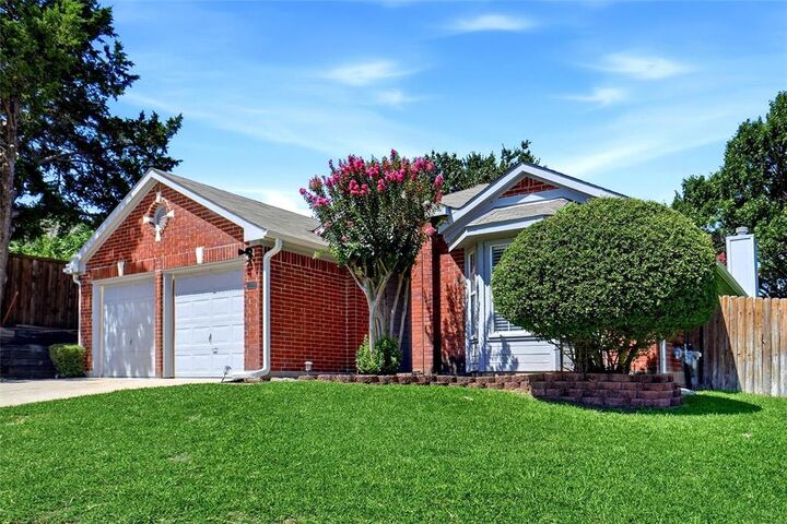 Property Photo:  2084 Sailmaker Court  TX 75067 