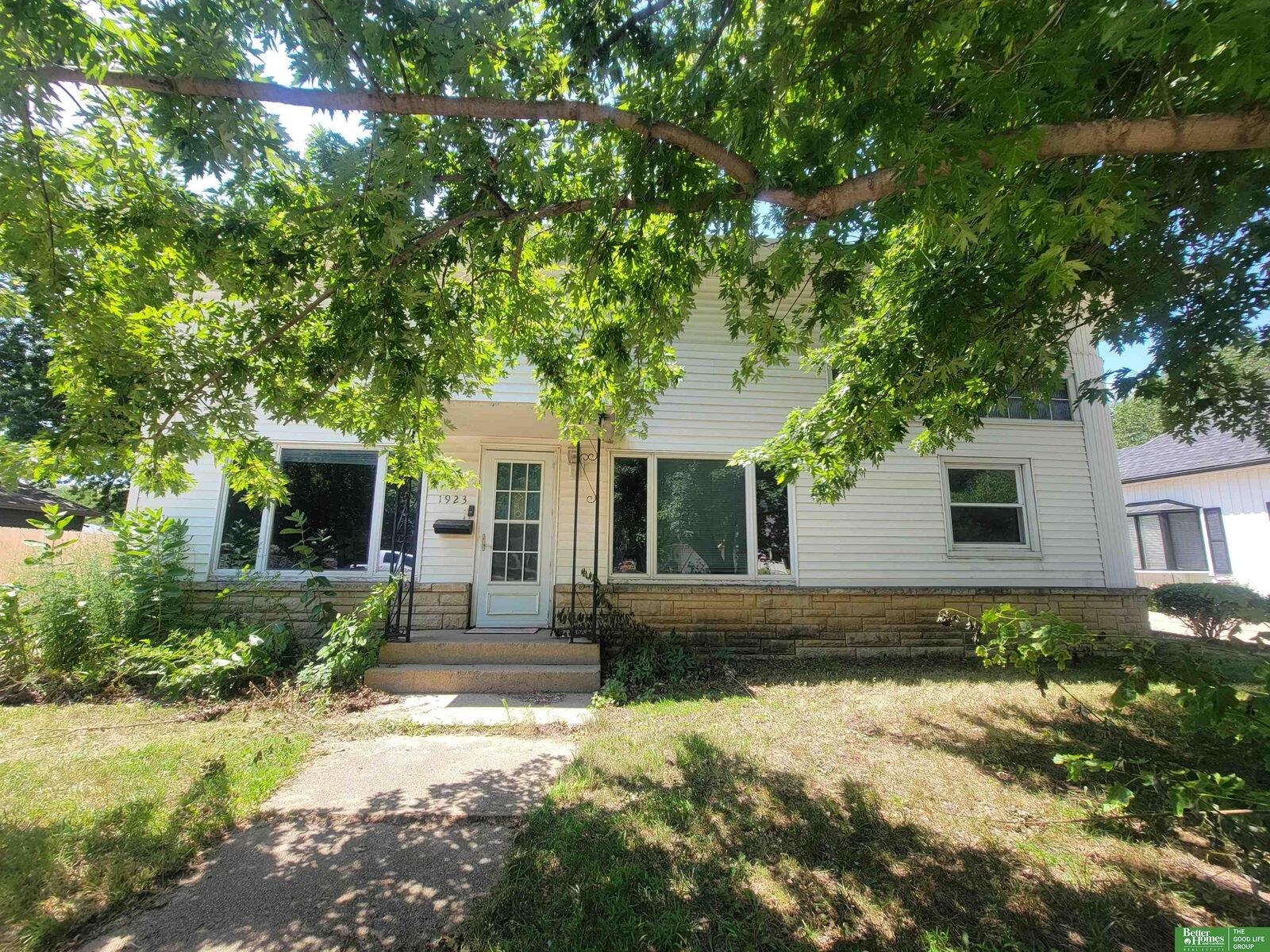 Property Photo: 1923 N Nebraska Avenue NE 68467