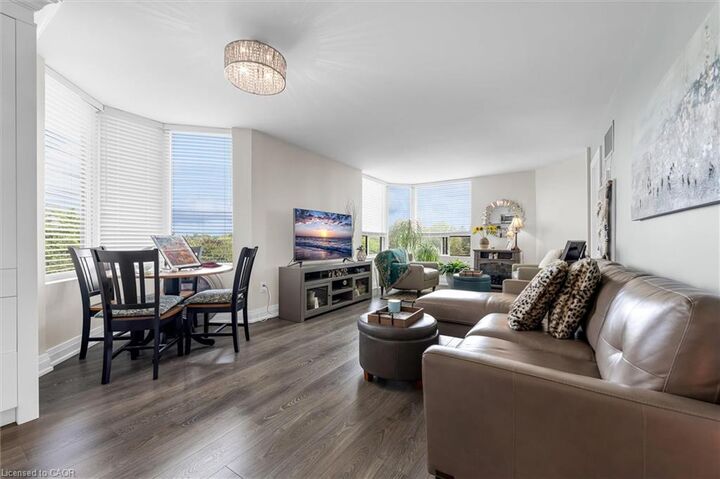 Property Photo: 1270 Maple Crossing Boulevard 509 ON L7S 2J3