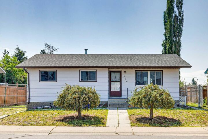 126 Thistle Way — photo 1