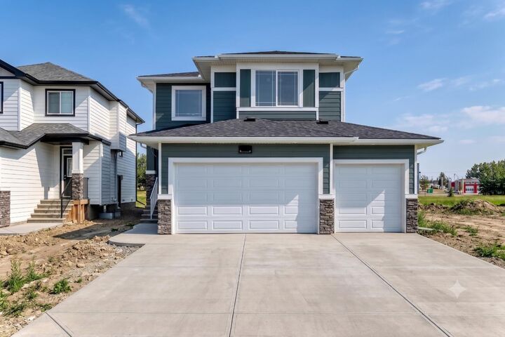 707 Mandalay Avenue — photo 1