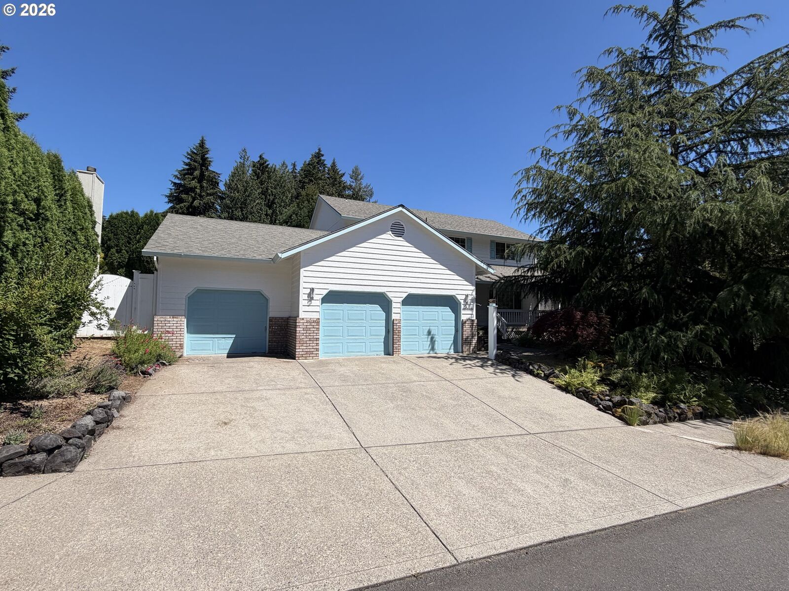 Property Photo:  36300 Yocum Loop  OR 97055 