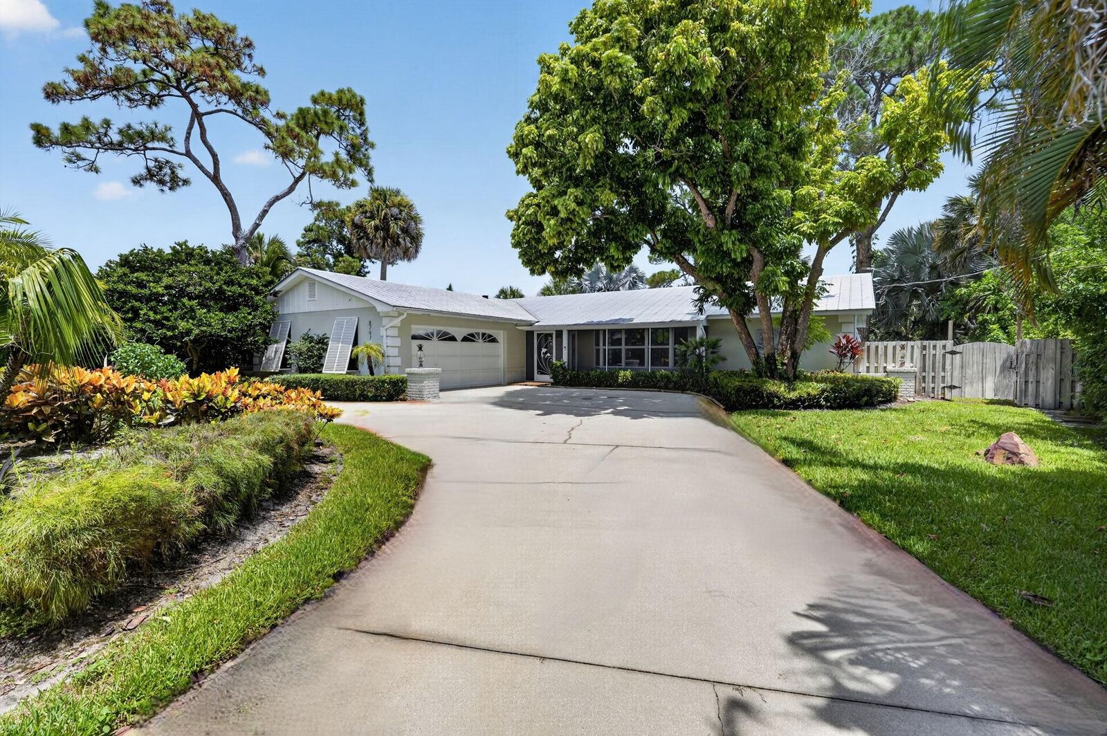 Property Photo: 8797 SE Sharon Street FL 33455