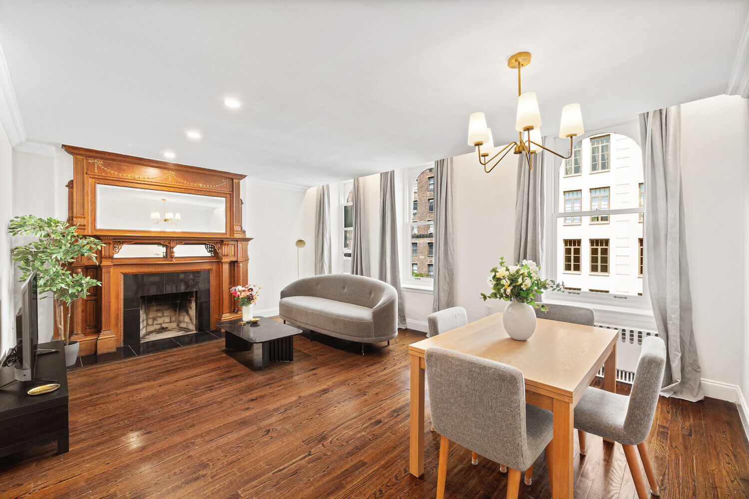 Property Photo: 28 W 96th Street 9 NY 10025