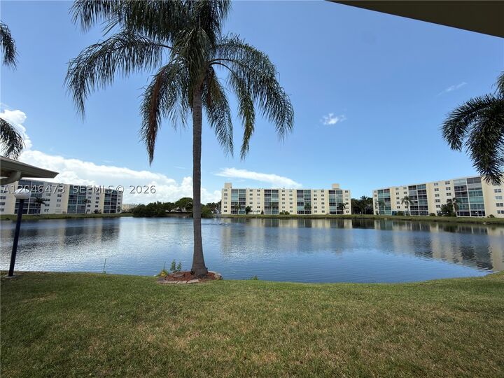 Property Photo:  141 SE 3rd Ave 106  FL 33004 