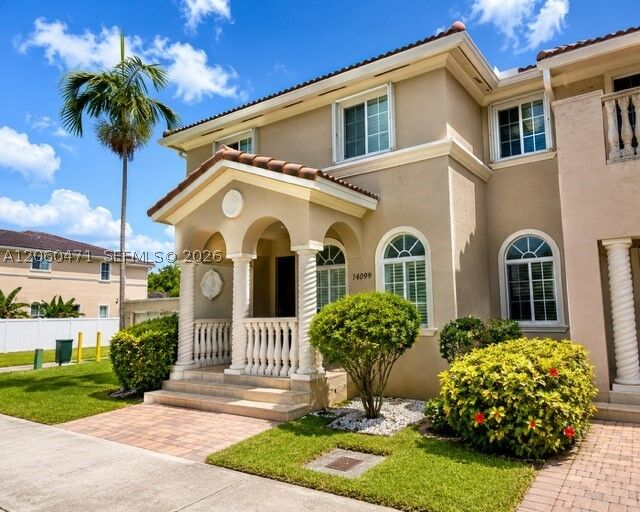 Property Photo:  14099 SW 275th St  FL 33032 