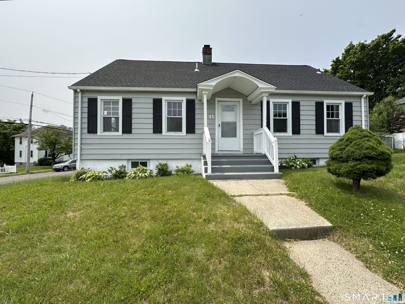 Property Photo:  11 Colony Street  CT 06615 