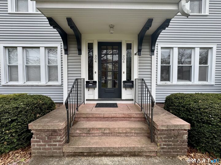 Property Photo: 304 Central Avenue CT 06515