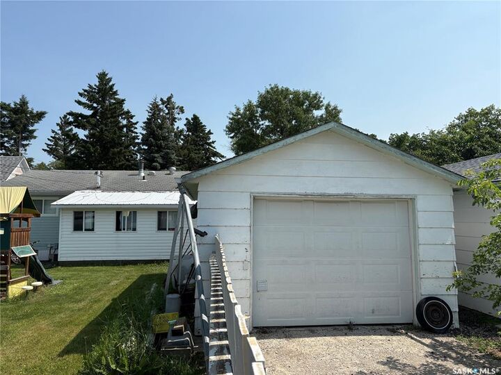 Property Photo:  129 3rd Street NE  SK S0A 4J0 