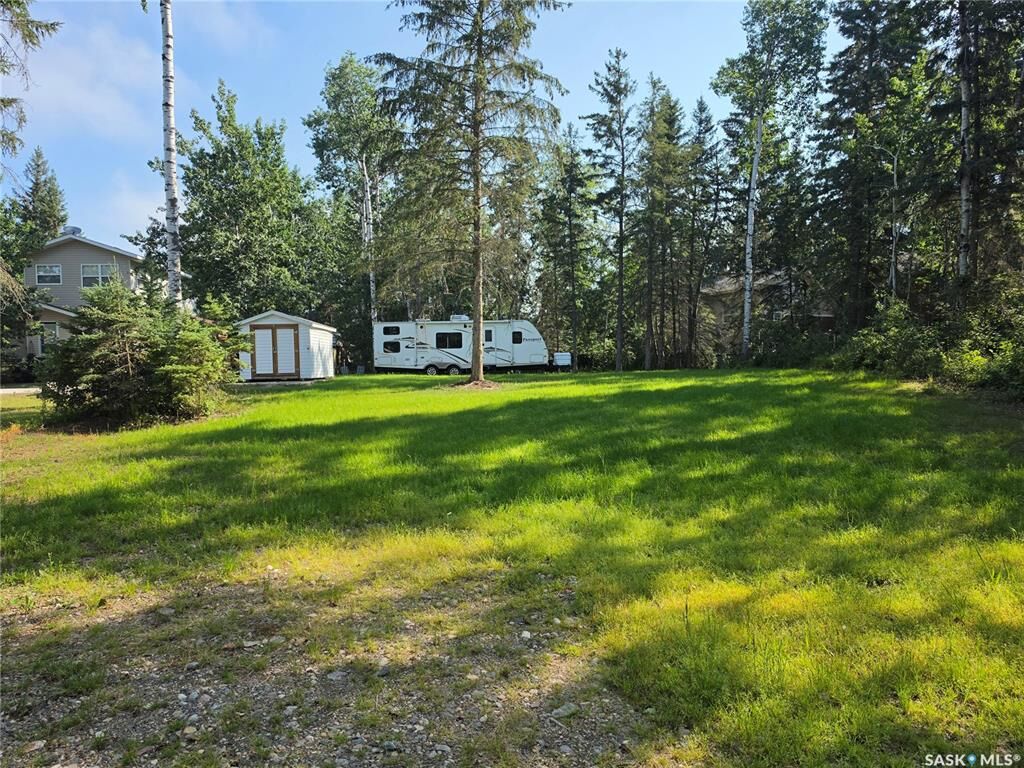 Property Photo:  1041 Birch Drive  SK S0M 1J0 