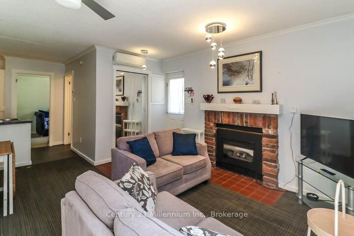 Property Photo: 15 Dawson Drive 6 ON L9Y 5B4