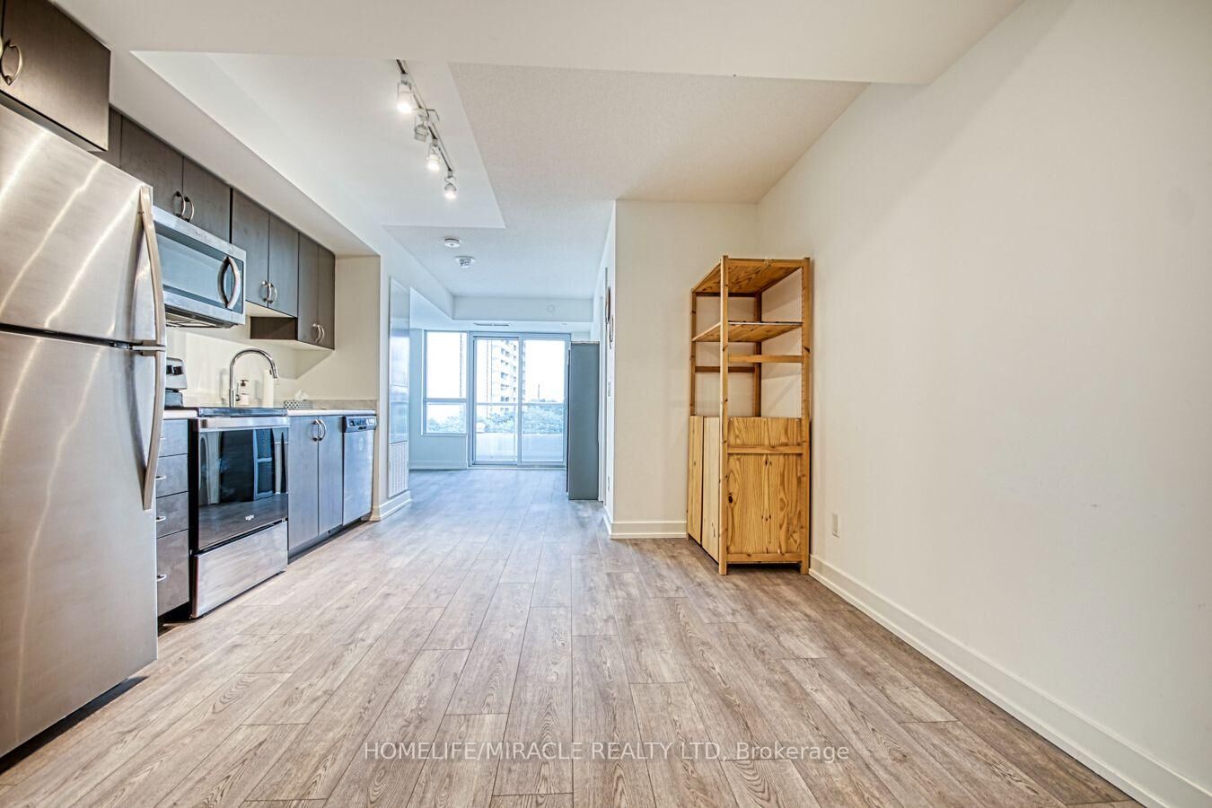 Property Photo: 10 Wilby Crescent 402 ON M9N 1E6