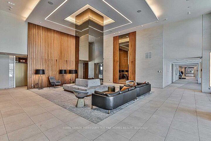 Property Photo:  2 Sonic Way 2712  ON M3C 0P2 