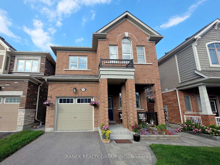 13 Littlebeck Crescent — photo 1