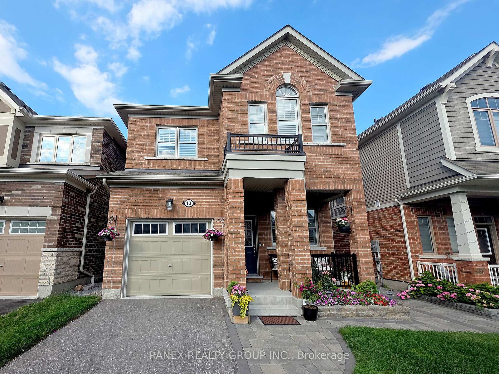 Property Photo: 13 Littlebeck Crescent ON L1P 0G3