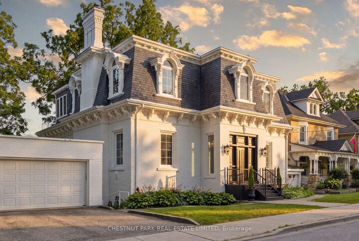 Property Photo:  113 William Street  ON N5A 4X9 