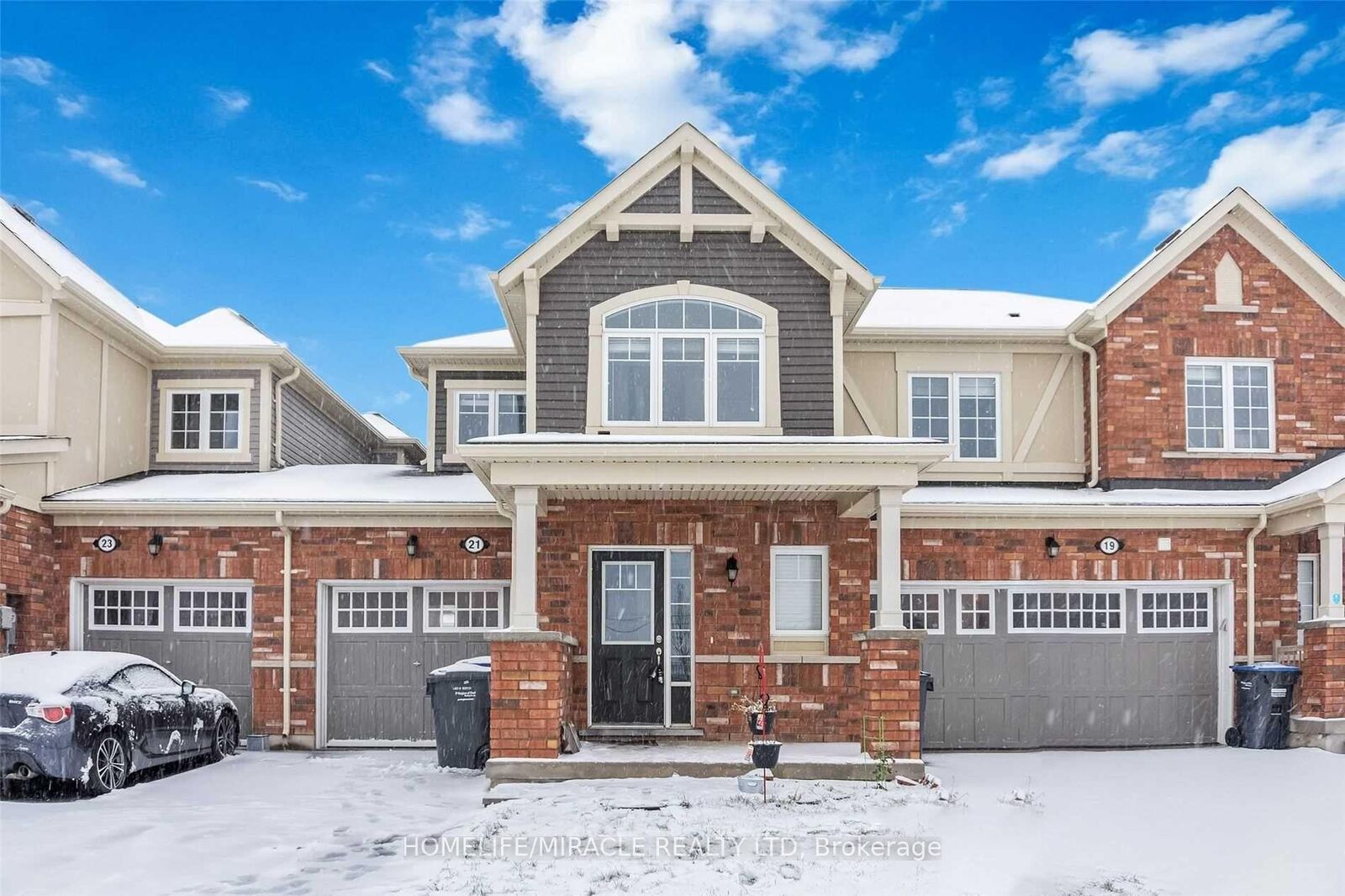 Property Photo:  21 Donlamont Circle  ON L7A 4T5 