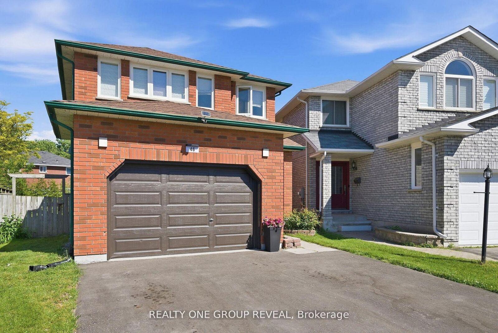 Property Photo:  46 Fieldcrest Avenue  ON L1E 2X5 