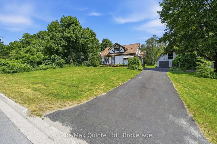 Property Photo:  287 Drewery Street  ON K0K 1H0 