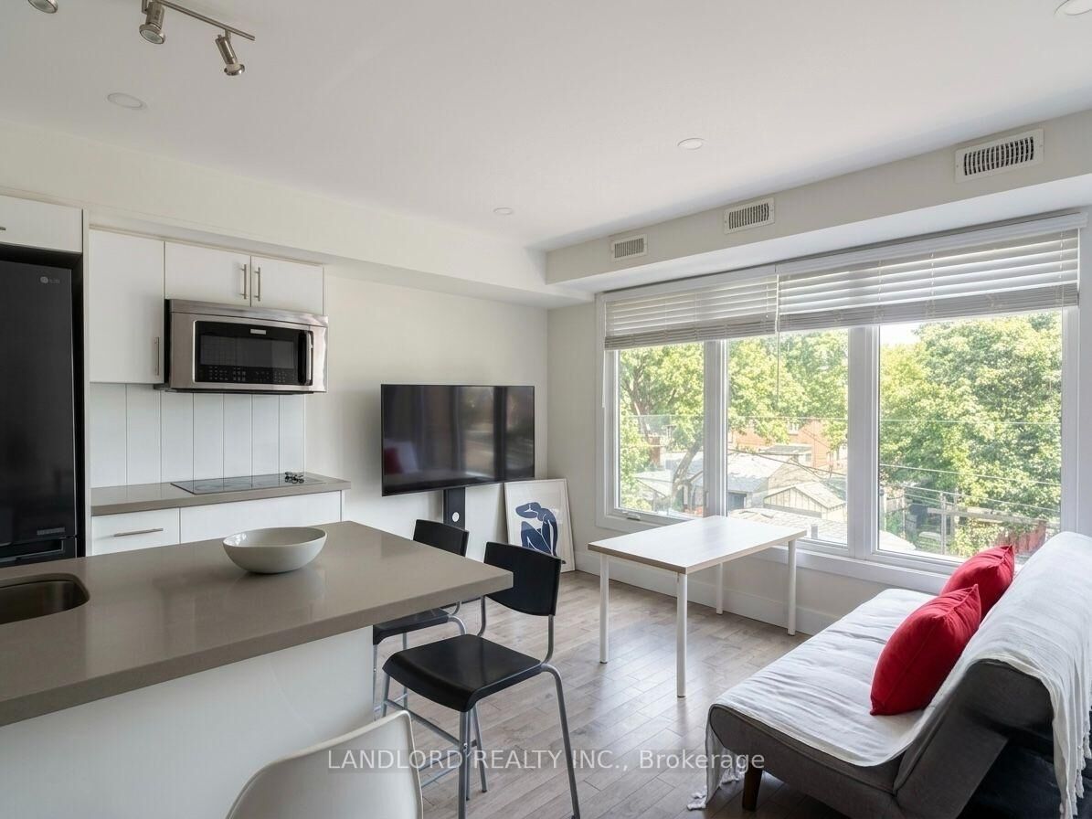 Property Photo:  1175 Dovercourt Road 4  ON M6H 2Y1 