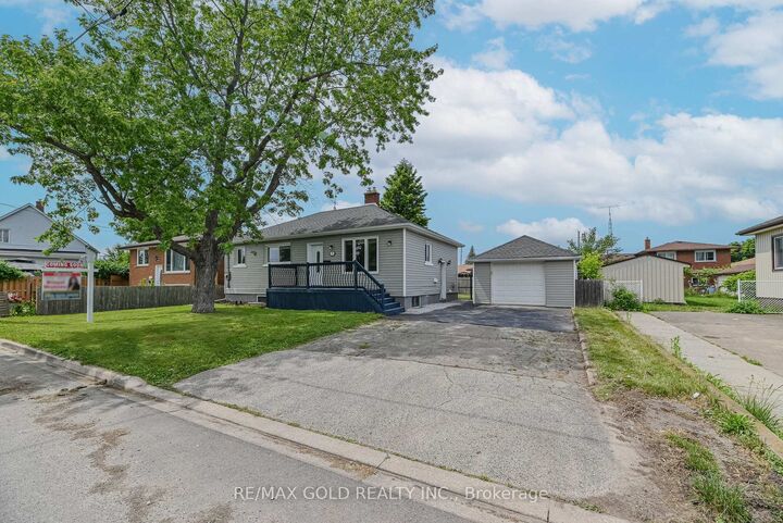 3 Myrtle Avenue S — photo 1